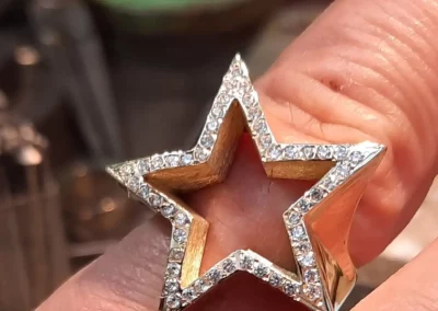 Gouden ster ring met diamant,materiaal gesmolten van klant